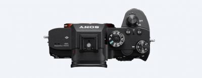 Sony α7R III with 35mm Full-Frame Image Sensor Camera - ILCE7RM3A/B