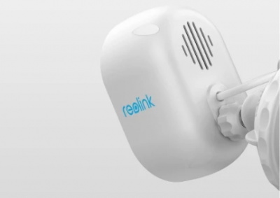 Reolink Outdoor WiFi Security Camera with Spotlight - Lumus